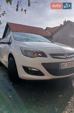 Універсал Opel Astra 2015 в Стрию