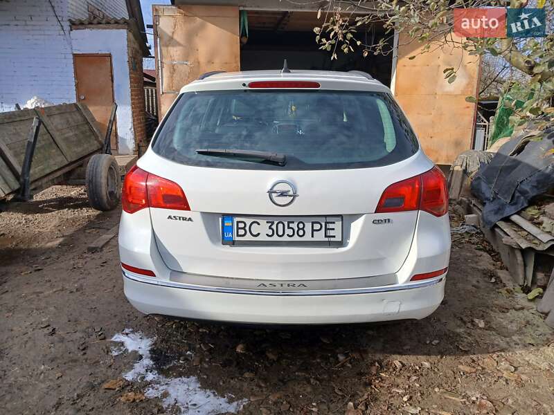 Универсал Opel Astra 2015 в Стрые фото 13 Универсал Opel Astra 2015 в Стрые