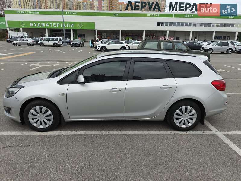 Универсал Opel Astra 2013 в Киеве фото 3 Универсал Opel Astra 2013 в Киеве