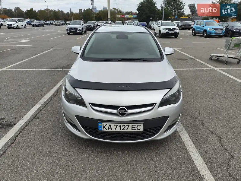 Opel Astra 2013