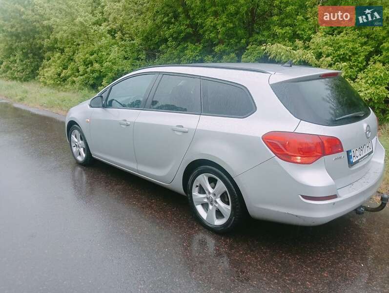 Универсал Opel Astra 2011 в Балте фото Универсал Opel Astra 2011 в Балте