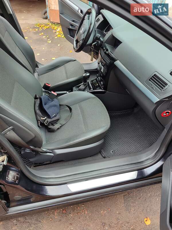 Универсал Opel Astra 2009 в Попельне фото 28 Универсал Opel Astra 2009 в Попельне