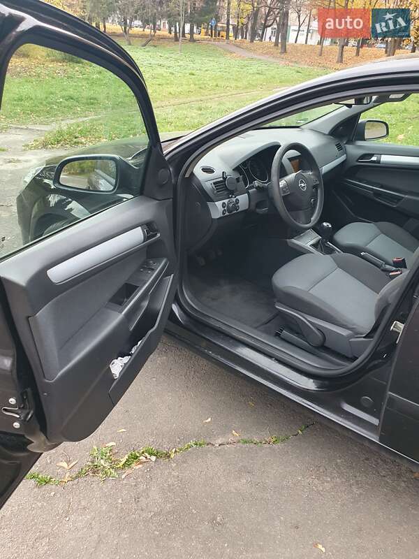 Хетчбек Opel Astra 2005 в Рівному фото 23 Хетчбек Opel Astra 2005 в Рівному