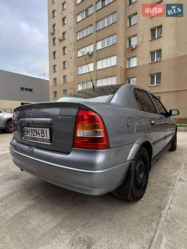 Седан Opel Astra 2008 в Сумах
