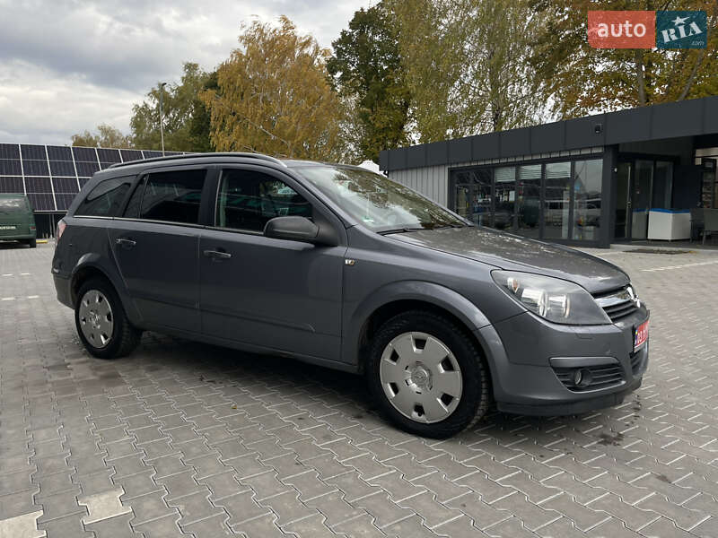 Універсал Opel Astra 2006 в Володимирі