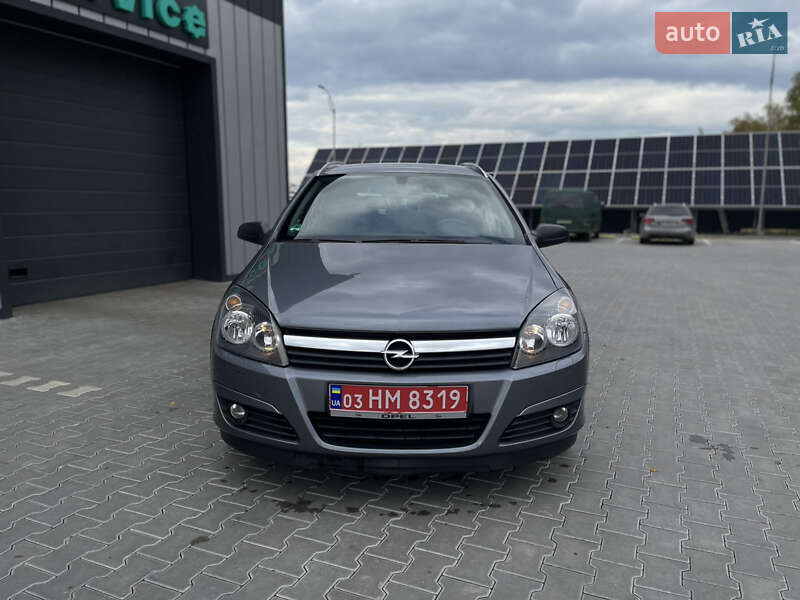 Універсал Opel Astra 2006 в Володимирі