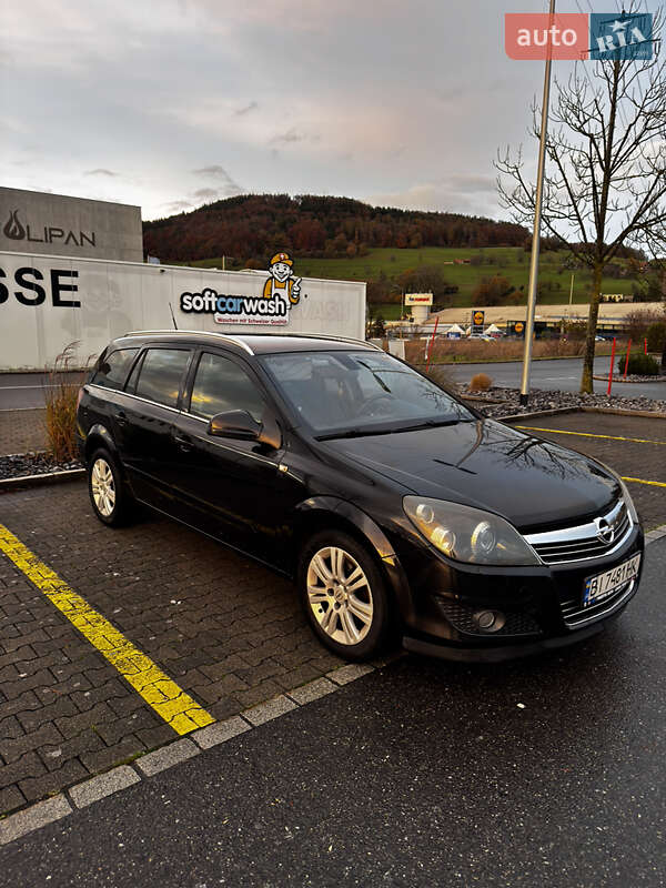 Универсал Opel Astra 2009 в Киеве