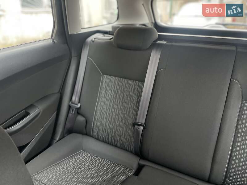 Універсал Opel Astra 2014 в Сумах