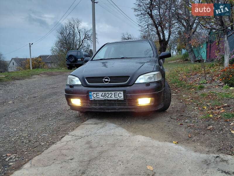 Седан Opel Astra 2002 в Черновцах