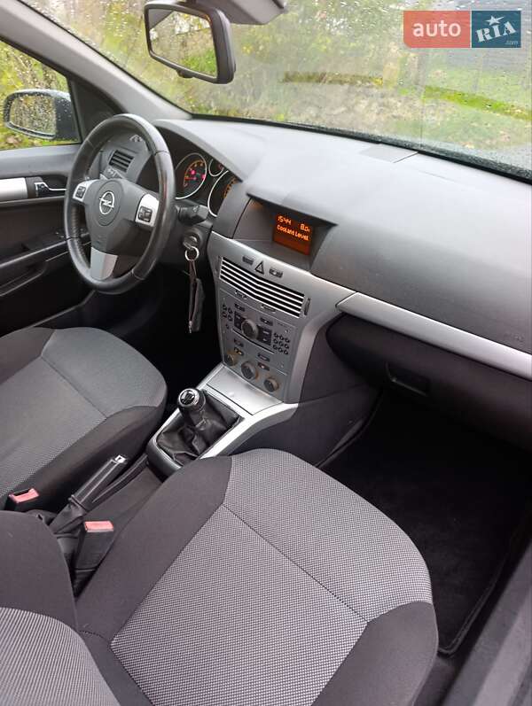 Универсал Opel Astra 2009 в Луцке фото 35 Универсал Opel Astra 2009 в Луцке