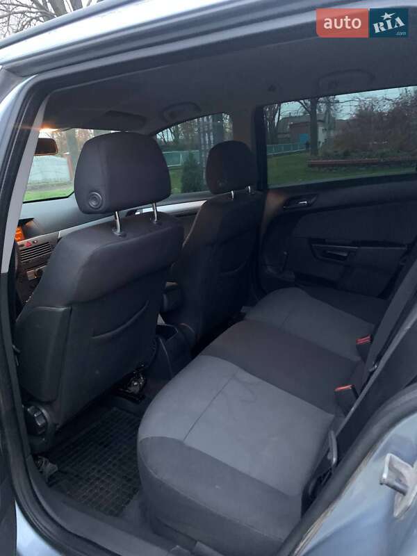 Універсал Opel Astra 2006 в Ромнах фото 4 Універсал Opel Astra 2006 в Ромнах