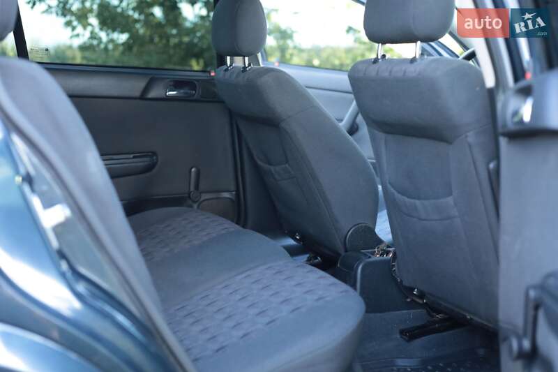 Универсал Opel Astra 2002 в Жмеринке