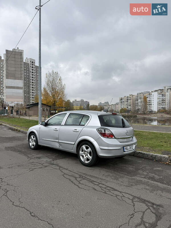 Хэтчбек Opel Astra 2008 в Киеве фото 3 Хэтчбек Opel Astra 2008 в Киеве