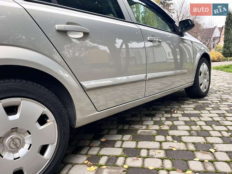 Хетчбек Opel Astra 2006 в Білій Церкві фото 30 Хетчбек Opel Astra 2006 в Білій Церкві