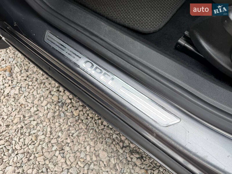 Универсал Opel Astra 2011 в Стрые фото 56 Универсал Opel Astra 2011 в Стрые