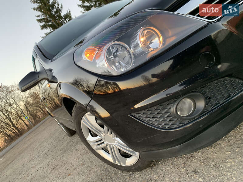 Универсал Opel Astra 2007 в Дрогобыче