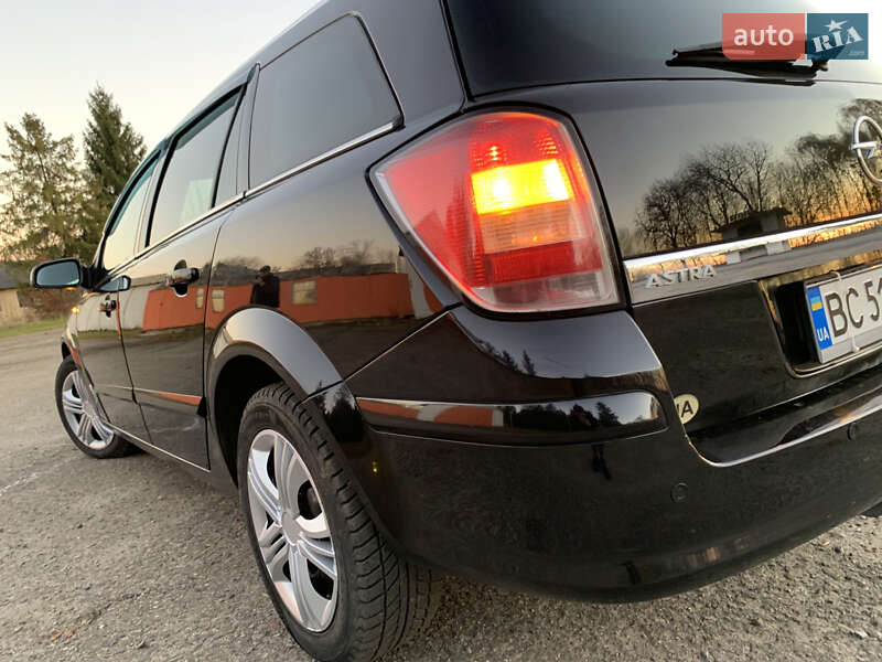 Универсал Opel Astra 2007 в Дрогобыче