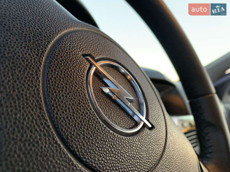 Универсал Opel Astra 2007 в Дрогобыче