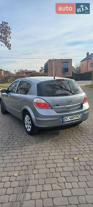 Хетчбек Opel Astra 2004 в Городку фото 16 Хетчбек Opel Astra 2004 в Городку
