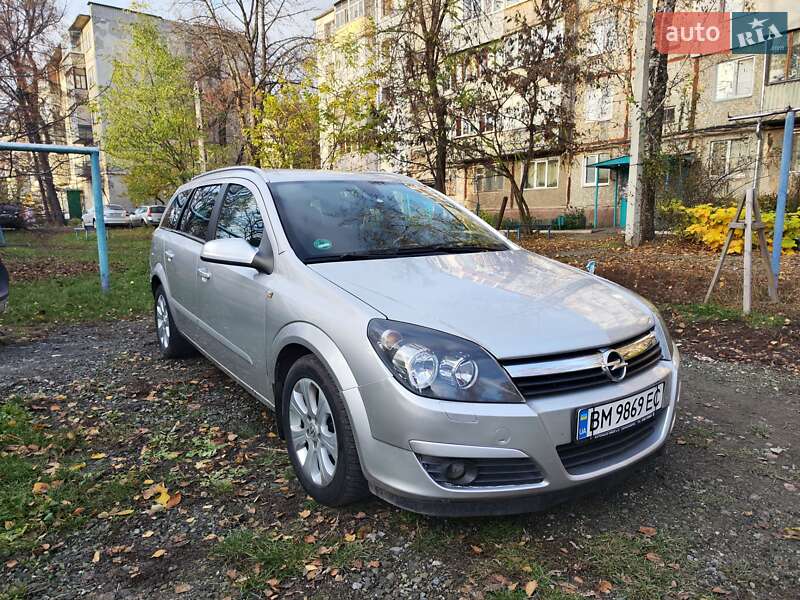 Универсал Opel Astra 2004 в Сумах