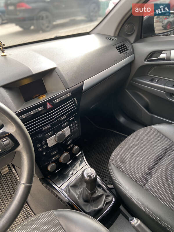 Хэтчбек Opel Astra 2007 в Ивано-Франковске фото 17 Хэтчбек Opel Astra 2007 в Ивано-Франковске