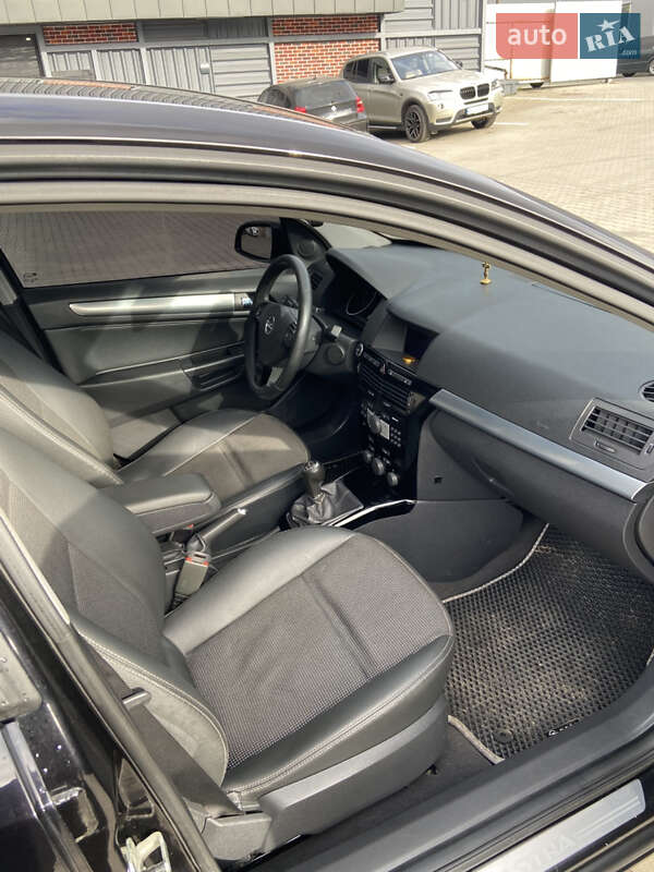 Хэтчбек Opel Astra 2007 в Ивано-Франковске фото 28 Хэтчбек Opel Astra 2007 в Ивано-Франковске