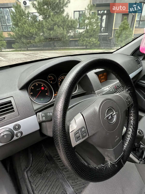 Универсал Opel Astra 2005 в Киеве фото 18 Универсал Opel Astra 2005 в Киеве