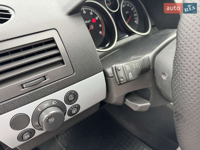 Універсал Opel Astra 2005 в Вінниці