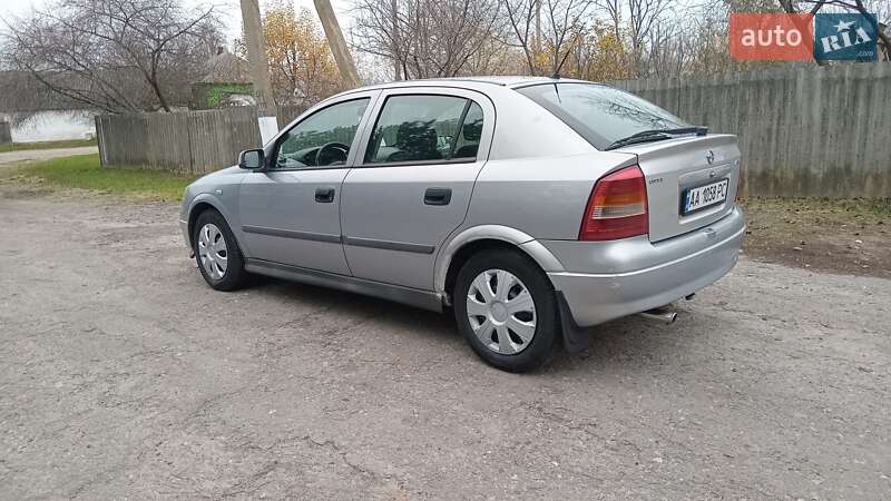 Хетчбек Opel Astra 2003 в Прилуках фото 3 Хетчбек Opel Astra 2003 в Прилуках