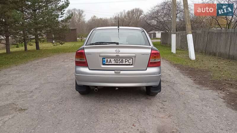 Хетчбек Opel Astra 2003 в Прилуках фото 6 Хетчбек Opel Astra 2003 в Прилуках