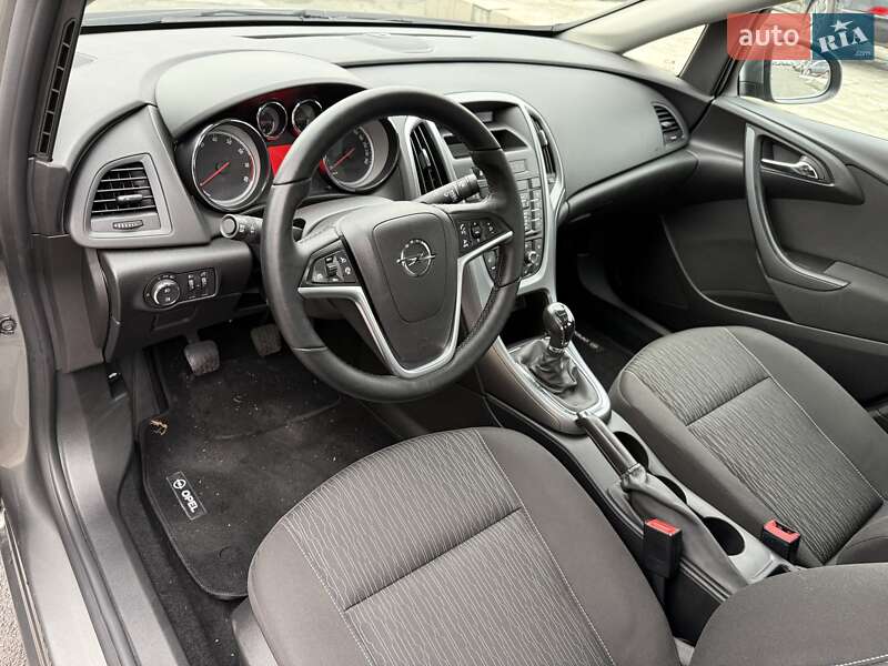 Седан Opel Astra 2020 в Одессе