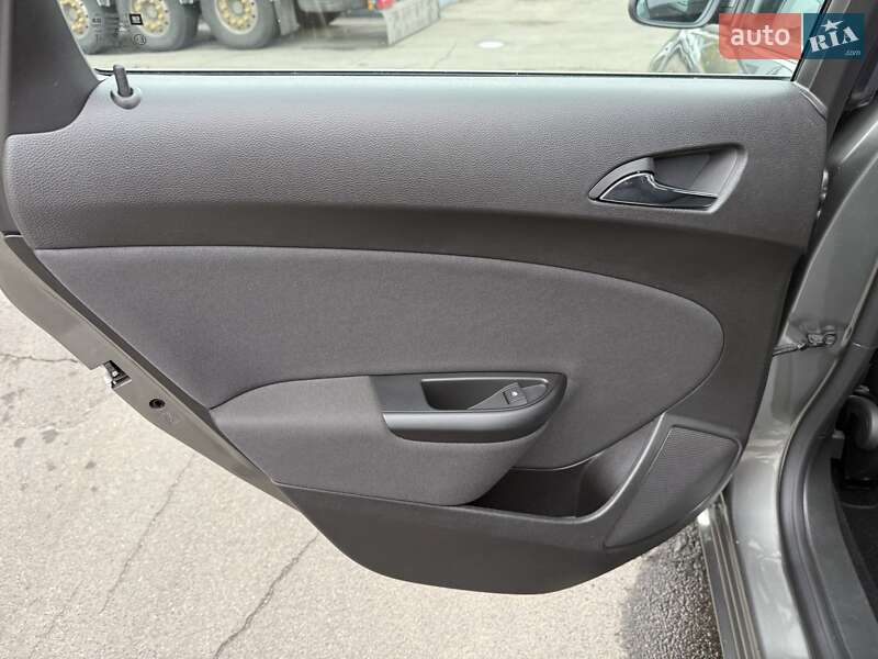 Седан Opel Astra 2020 в Одессе