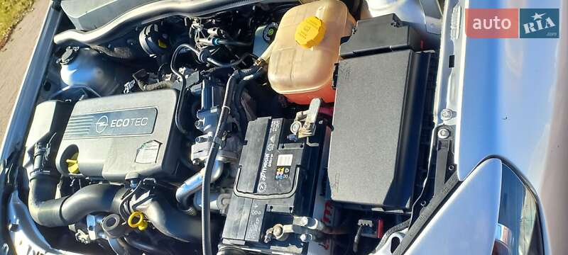 Хэтчбек Opel Astra 2011 в Трускавце