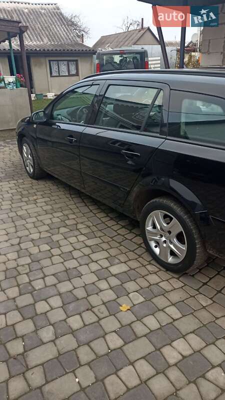 Универсал Opel Astra 2009 в Шишаки фото 9 Универсал Opel Astra 2009 в Шишаки