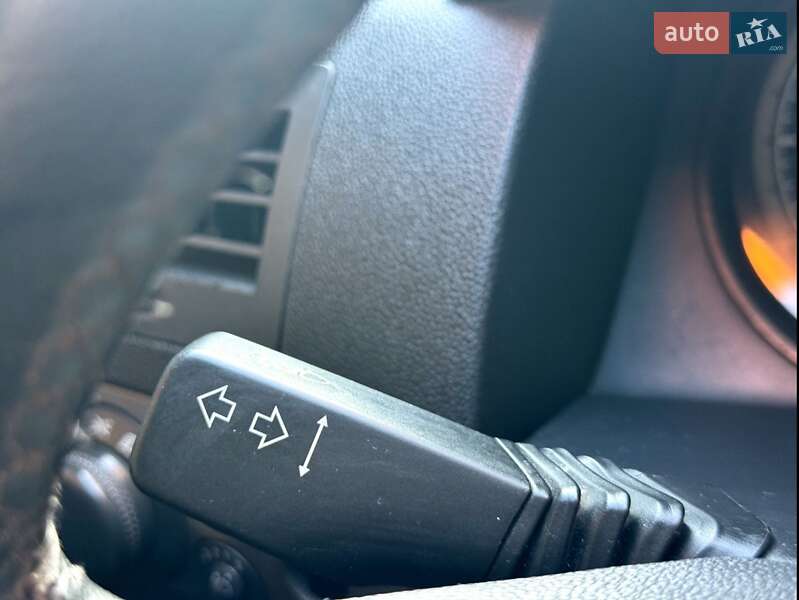 Хэтчбек Opel Astra 2006 в Нетешине