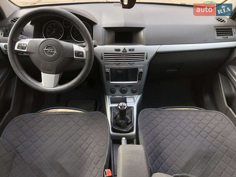 Универсал Opel Astra 2009 в Киеве