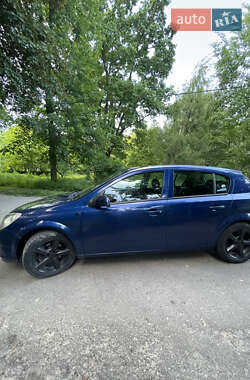 Хетчбек Opel Astra 2005 в Шумську