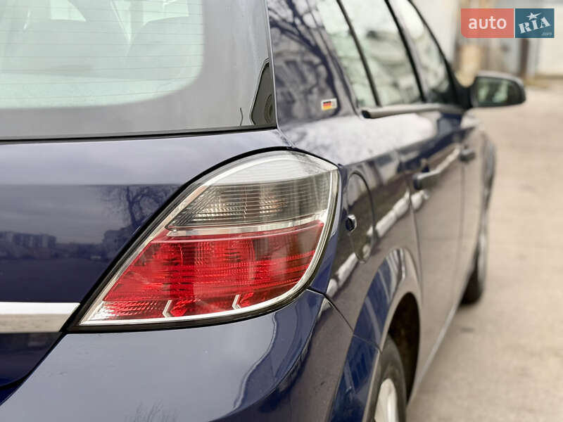 Хетчбек Opel Astra 2011 в Вінниці