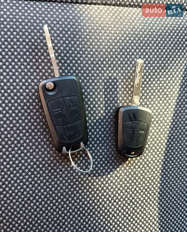 Хэтчбек Opel Astra 2009 в Звягеле