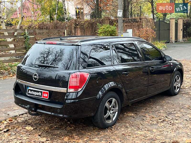Универсал Opel Astra 2006 в Киеве