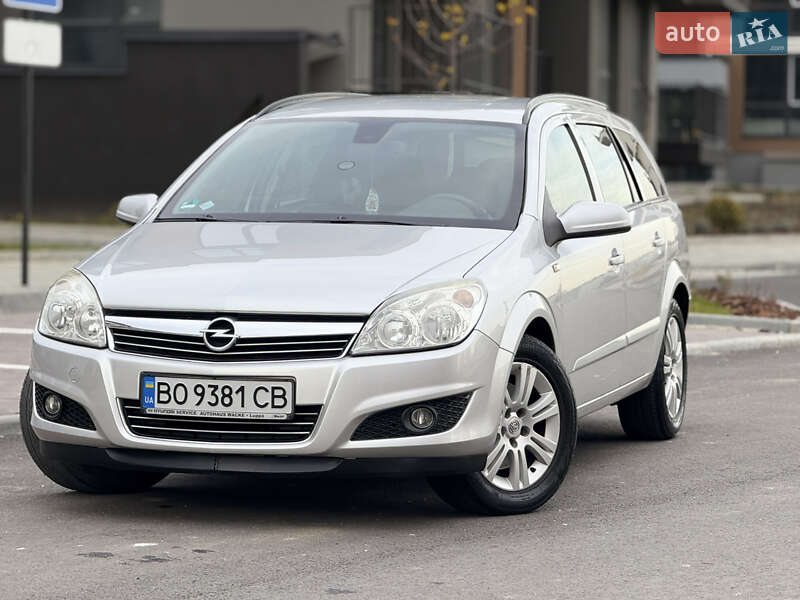 Универсал Opel Astra 2008 в Тернополе
