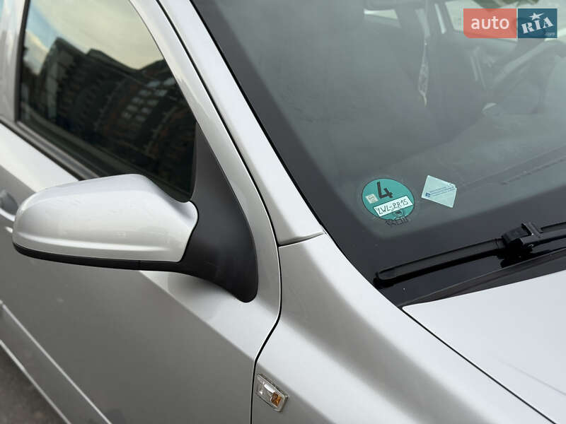 Универсал Opel Astra 2008 в Тернополе