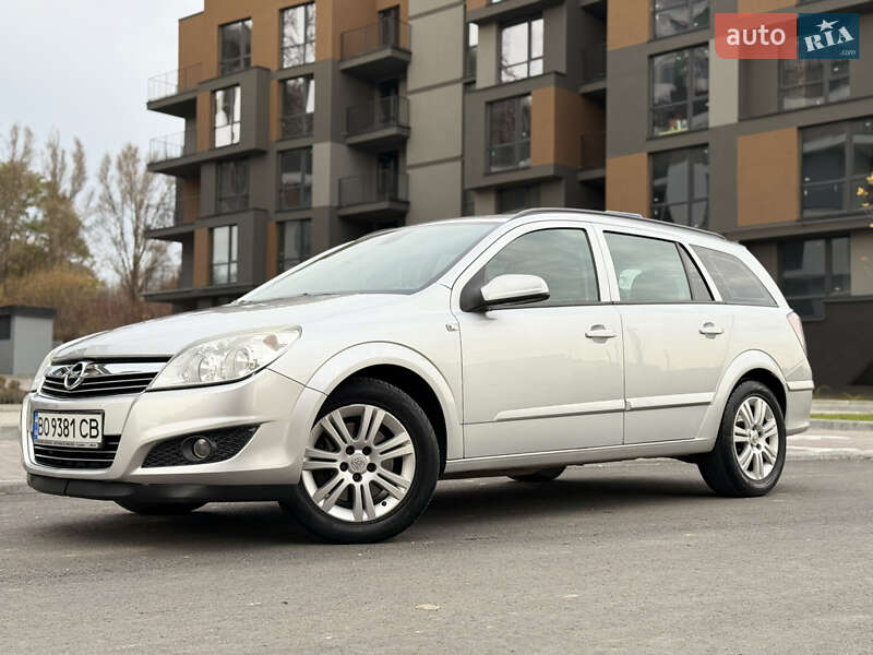 Универсал Opel Astra 2008 в Тернополе
