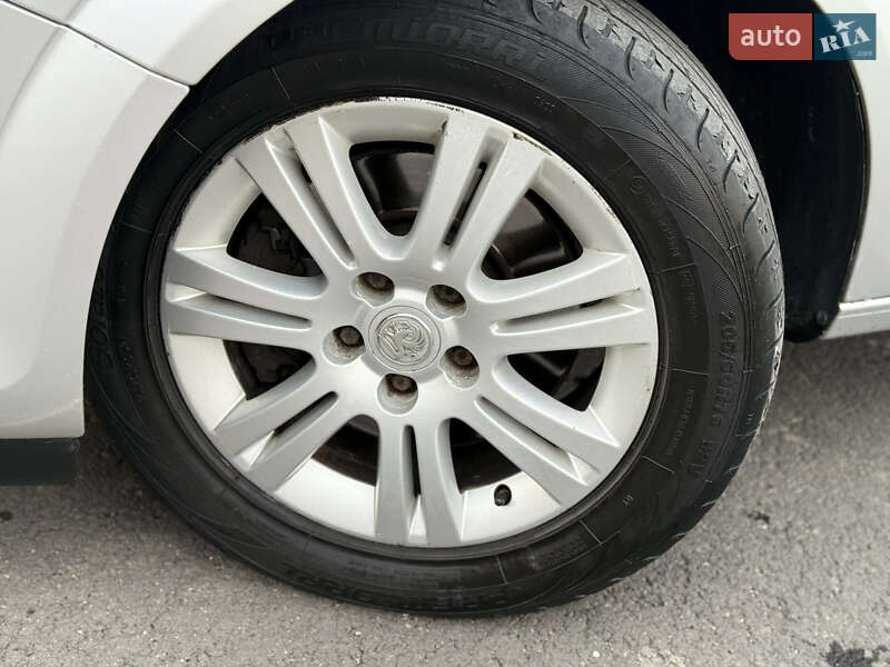 Универсал Opel Astra 2008 в Тернополе