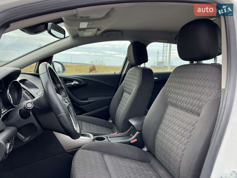 Универсал Opel Astra 2013 в Луцке фото 17 Универсал Opel Astra 2013 в Луцке