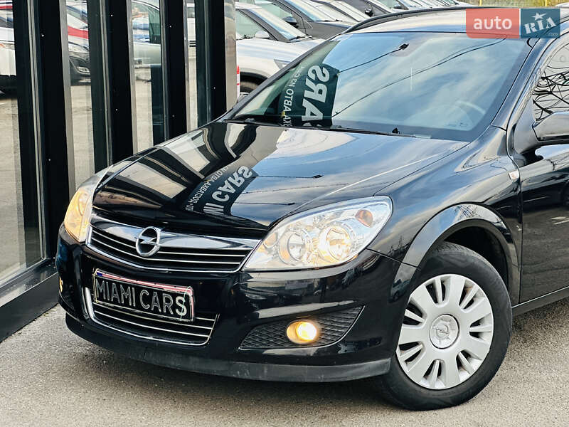 Універсал Opel Astra 2009 в Харкові