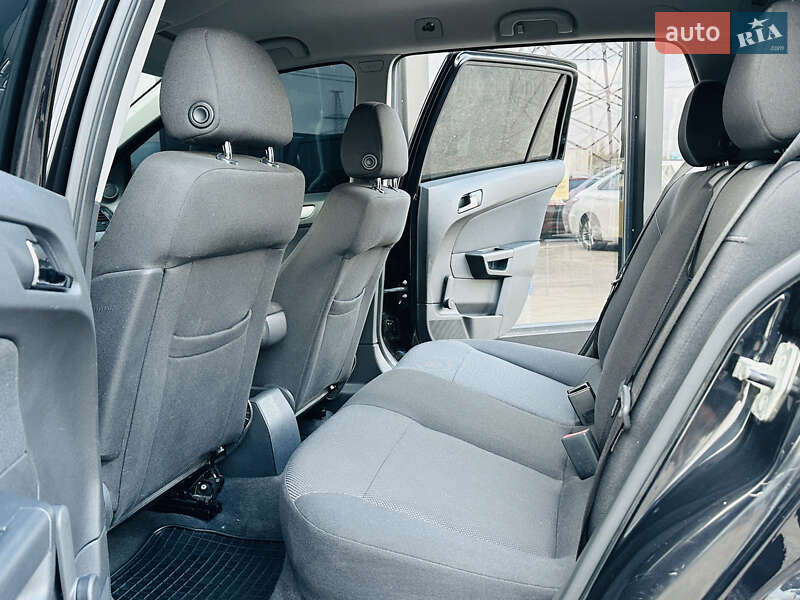 Універсал Opel Astra 2009 в Харкові