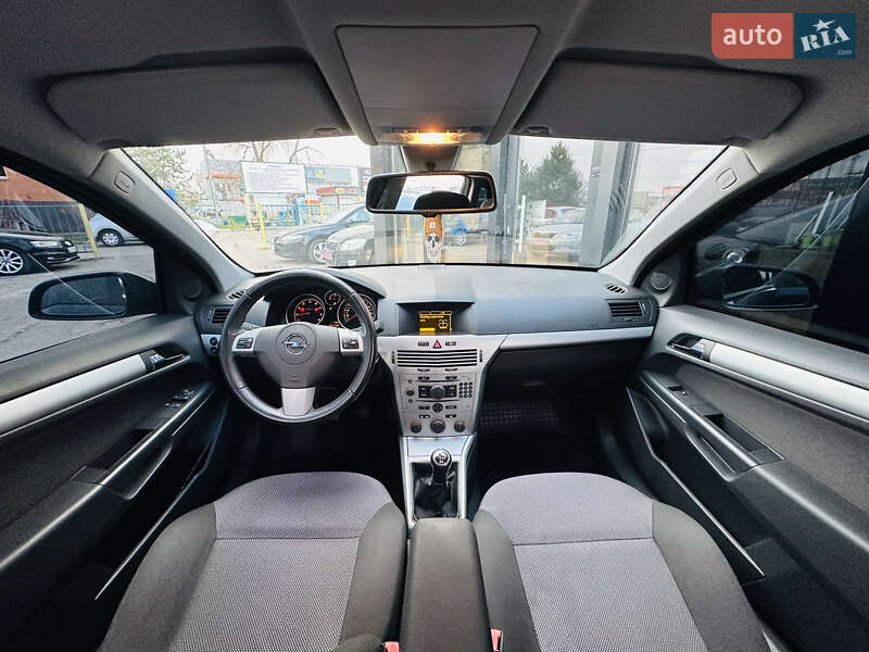 Універсал Opel Astra 2009 в Харкові