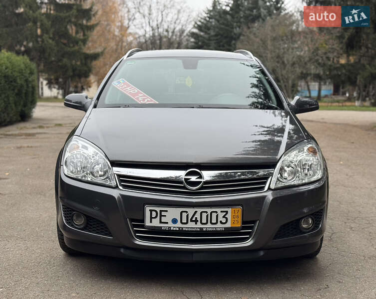 Универсал Opel Astra 2010 в Умани фото 5 Универсал Opel Astra 2010 в Умани