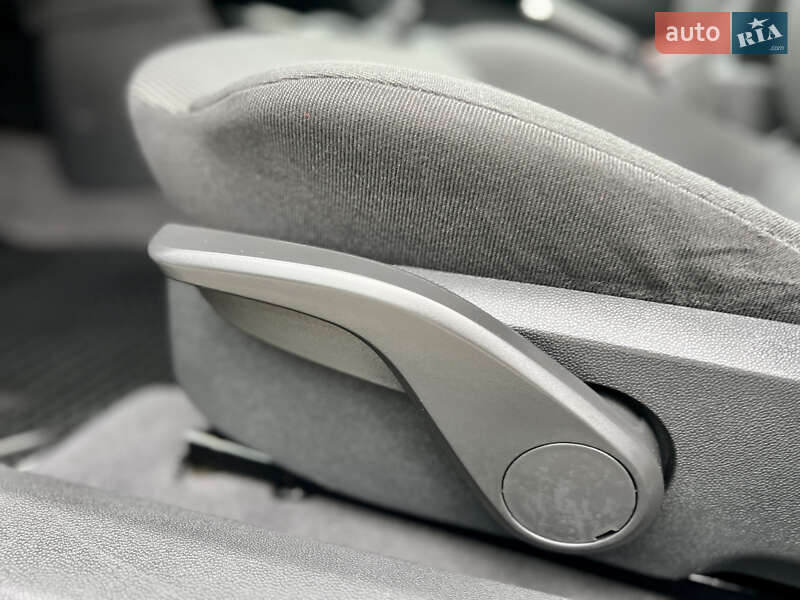 Універсал Opel Astra 2010 в Івано-Франківську